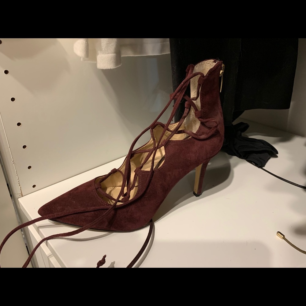 Vince Camuto lace up heel